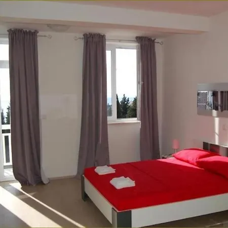Silvana Apartment *